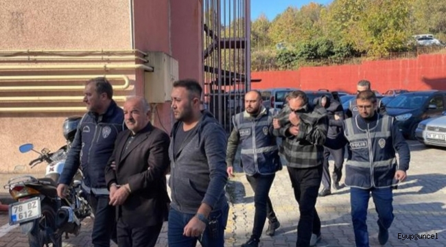 CHP İlçe Başkanı dolandırıcılıktan gözaltına alındı