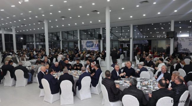 Dernekler iftar sofralarında vatandaşlarla buluşuyor