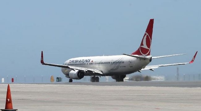 THY İstanbul uçağında intihar vakası. Uçak acil iniş yaptu